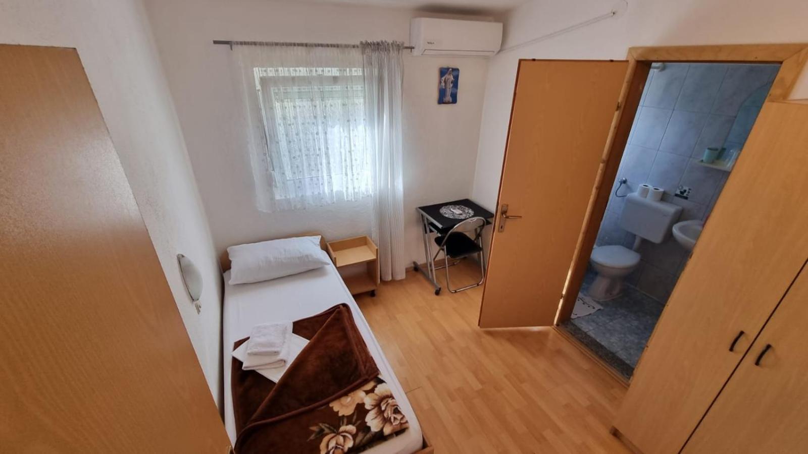 Ana Stjepan Nikolic - Pilgrim'S 2Nd Home Medjugorje Exterior photo